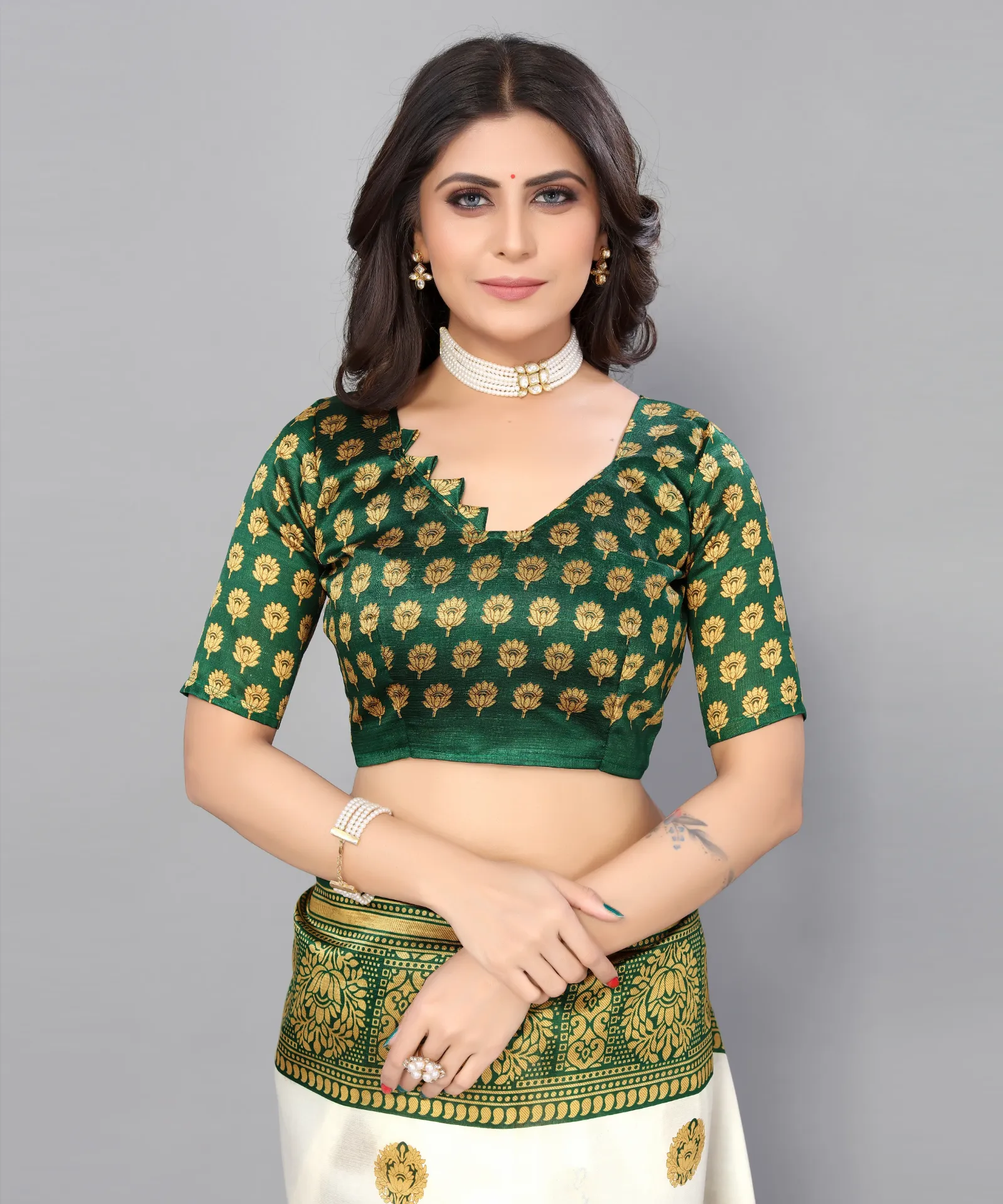 Aamrapali Dark Green
